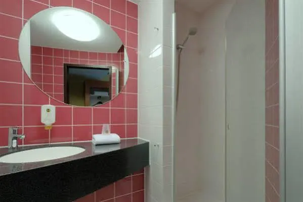 B&B Hotel Duesseldorf-Airport